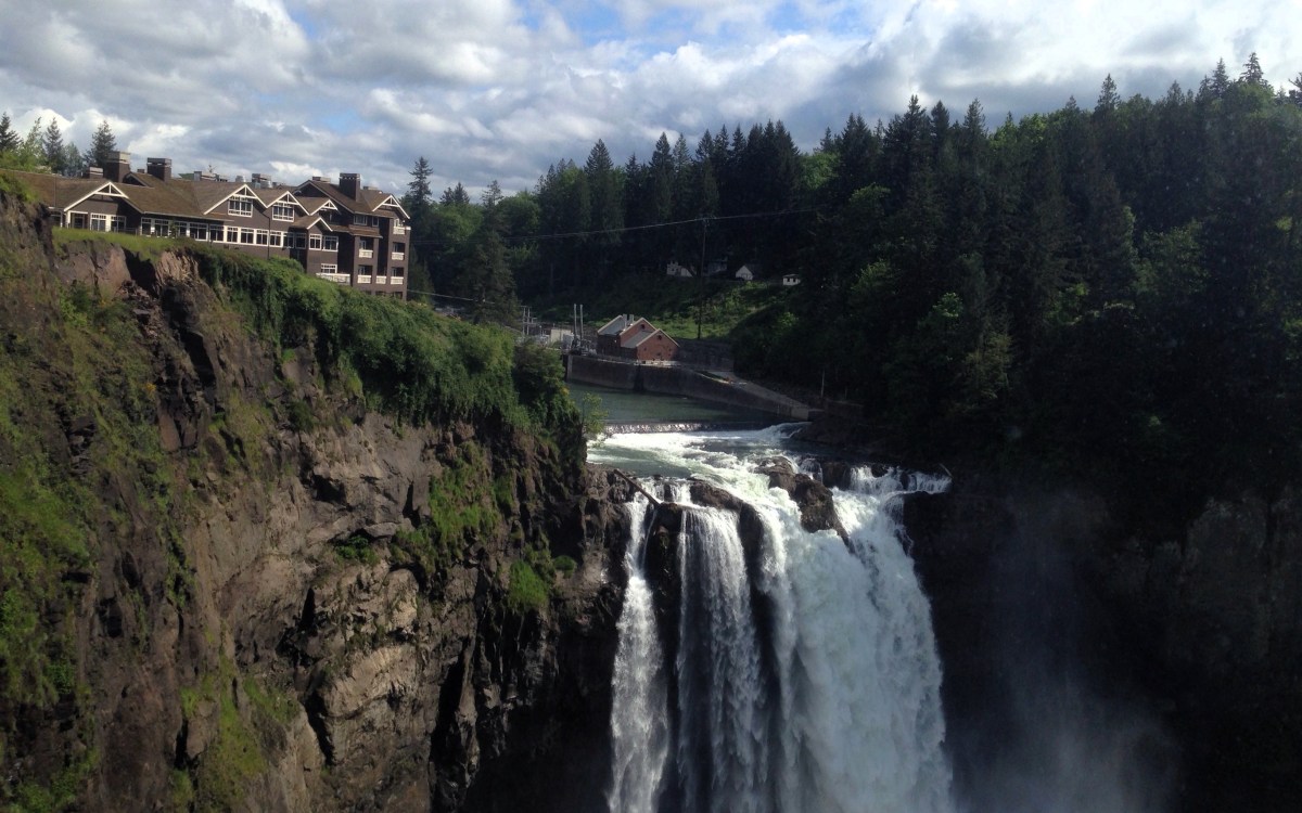 Hiking Around Snoqualmie Falls,&nbsp;WA