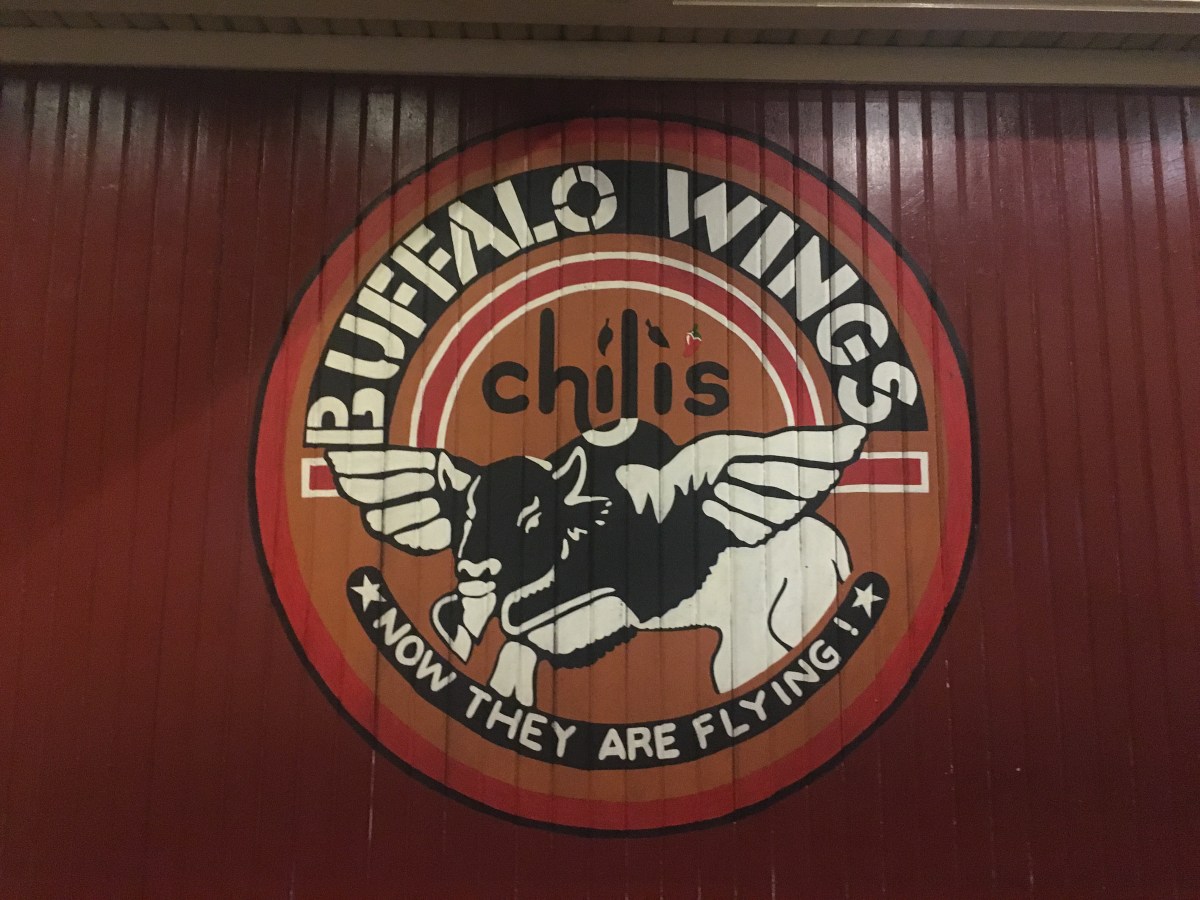 Chillin’ with chums at Chili’s, Tomas&nbsp;Morato