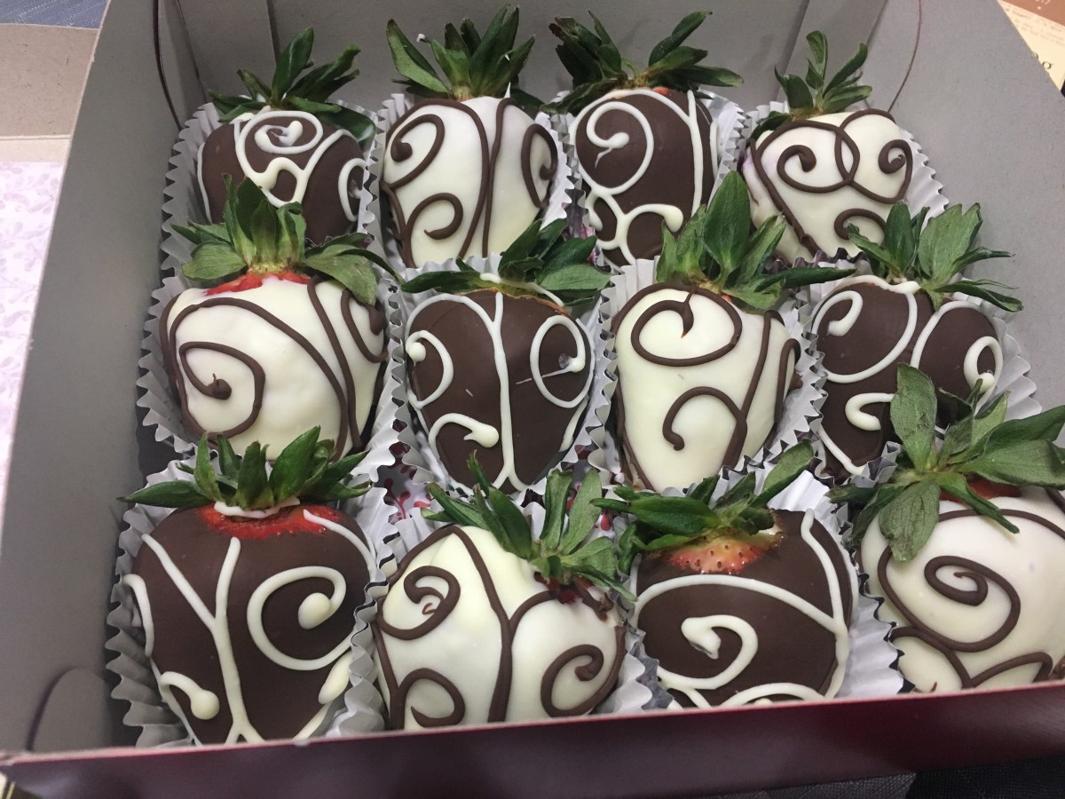 Sweetly decadent dipped strawberries from&nbsp;Fruiquet