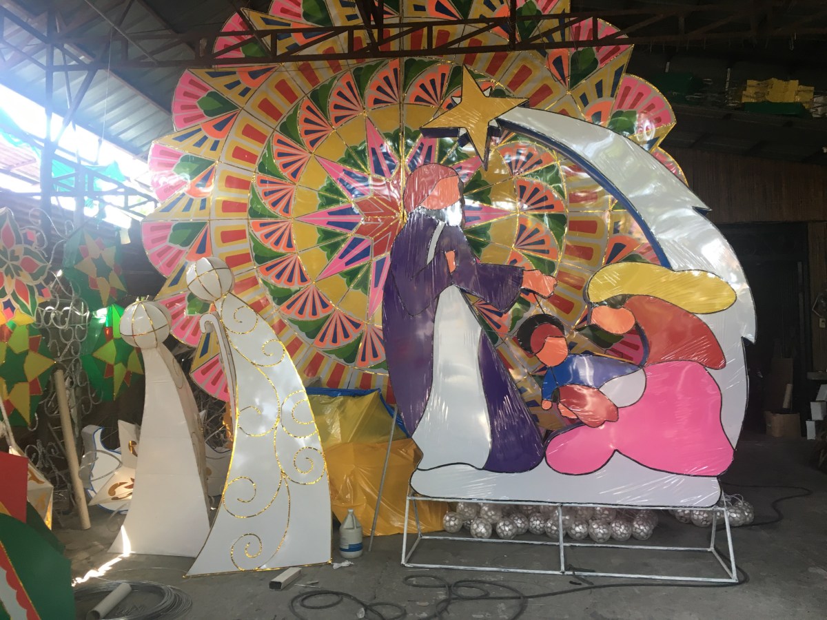 San Fernando, Pampanga keeps the tradition of handcrafting Christmas lanterns&nbsp;alive