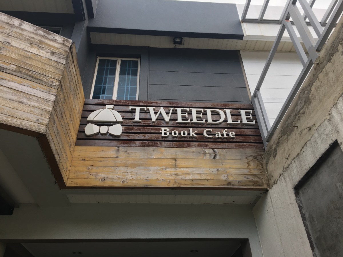 Book and food lover’s paradise: Tweedle Book Cafe, Tomas&nbsp;Morato