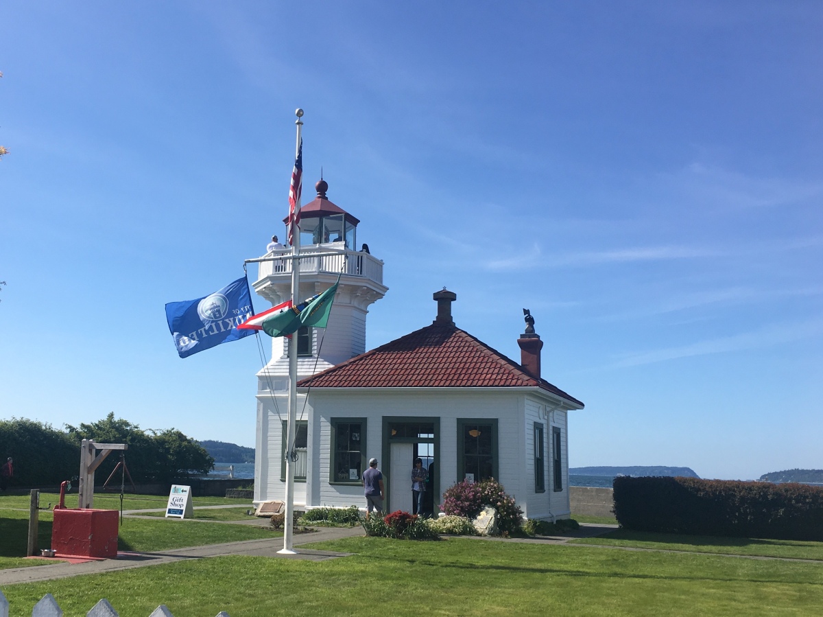 Sightseeing at the Mukilteo Lighthouse Park, Snohomish County, WA