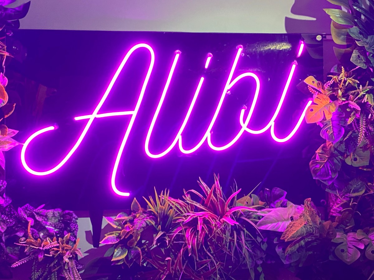 Alibi, Tomas Morato
