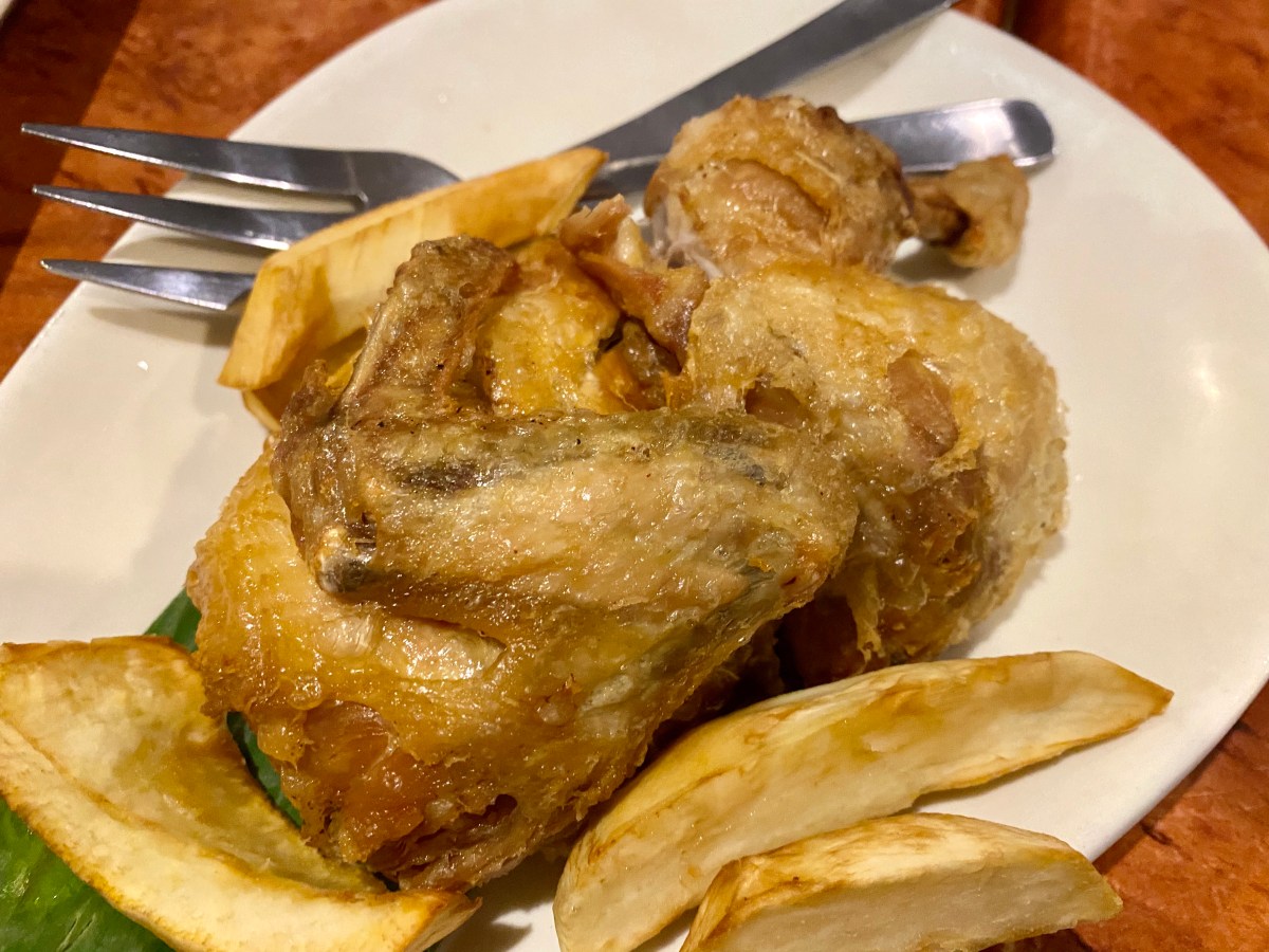 Sarap-to-the-Bones Fried Chicken at Max’s, Tomas&nbsp;Morato