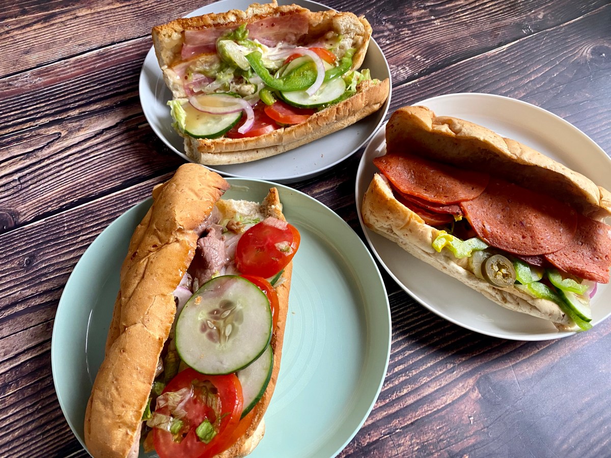 Filling sub sandwiches from&nbsp;Subway