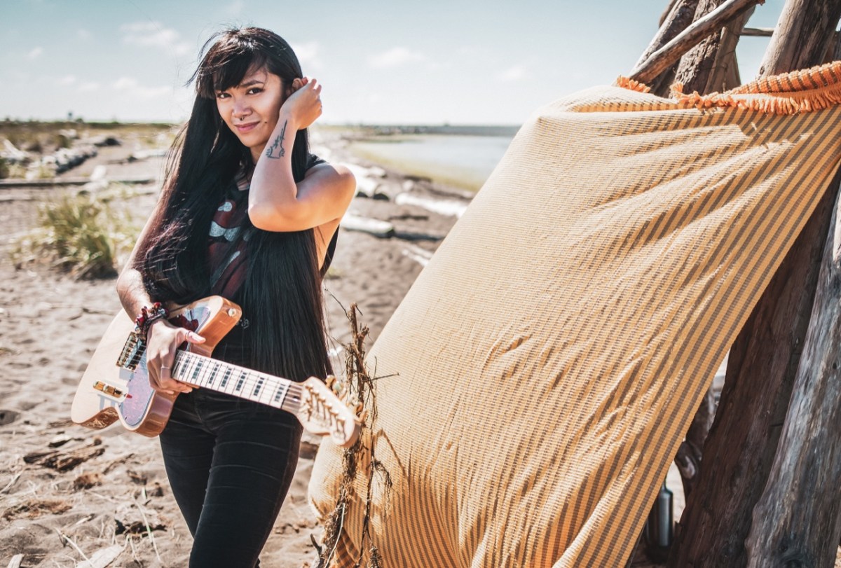 Dey Rose debunks conformity on new EP, Panting&nbsp;Heart