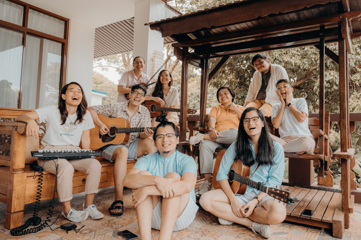 Ben&Ben to hold online benefit concert for ‘Balik Eskwela’&nbsp;project