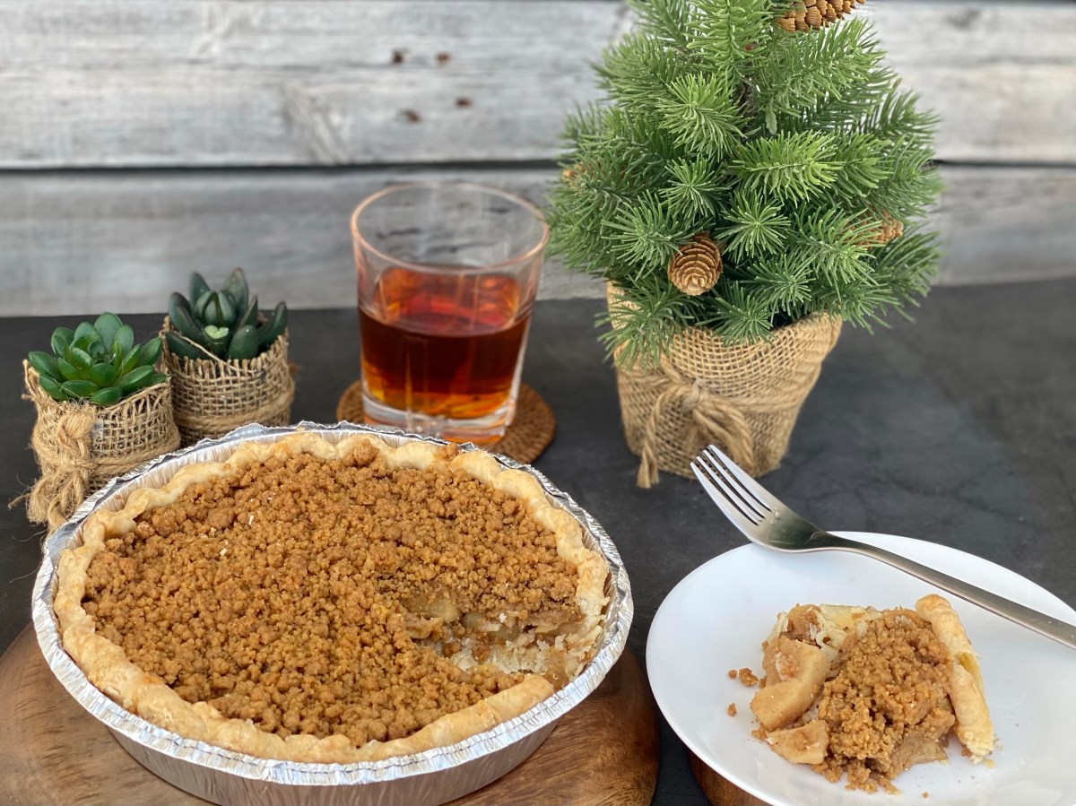 Yummy homemade apple pie for the apple of your&nbsp;eye