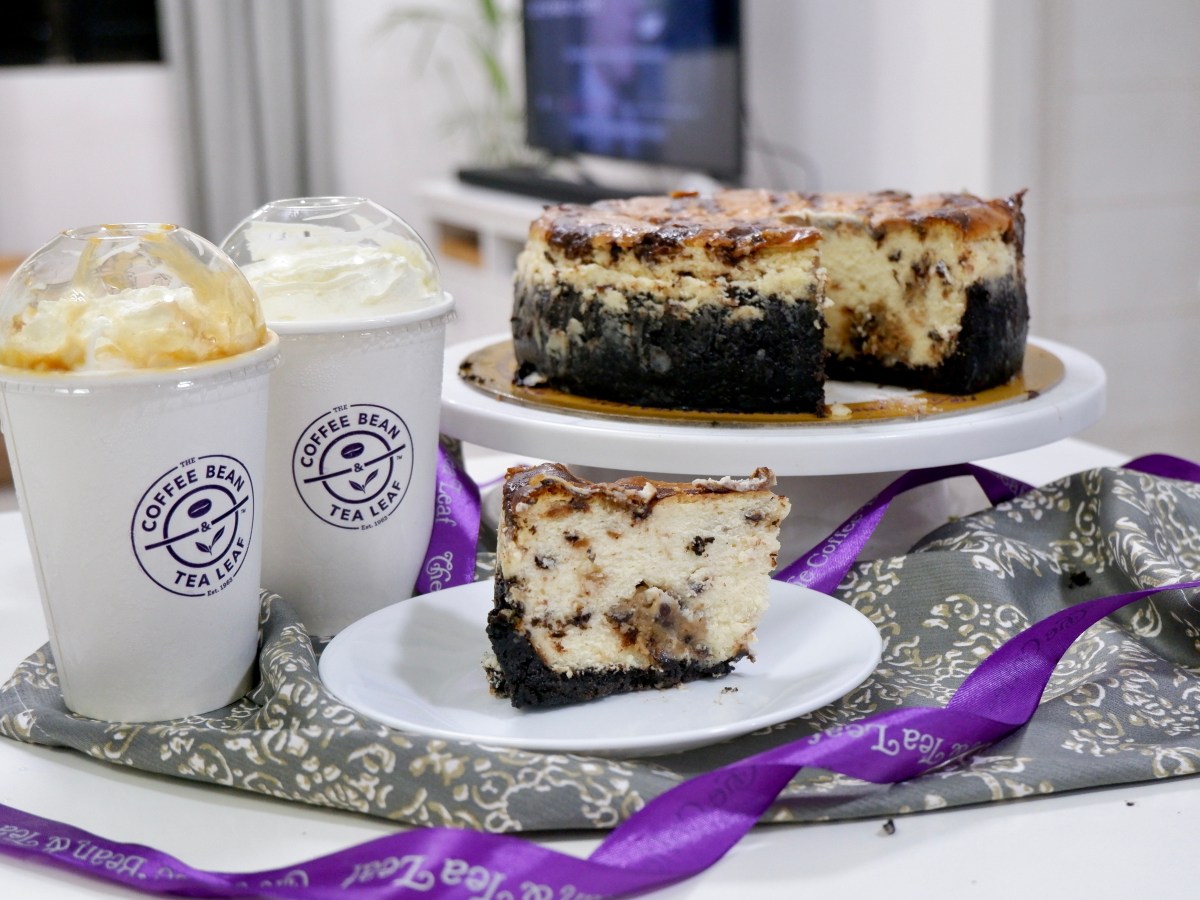 Coffee Bean & Tea Leaf brings childhood indulgence with its Chocolate Chip Cookie Dough&nbsp;Cheesecake