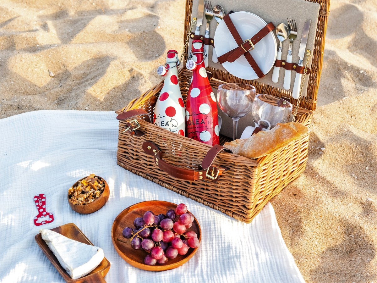 Lolea pop-up shops at Robinsons Magnolia and Robinsons Place Manila open until December&nbsp;31