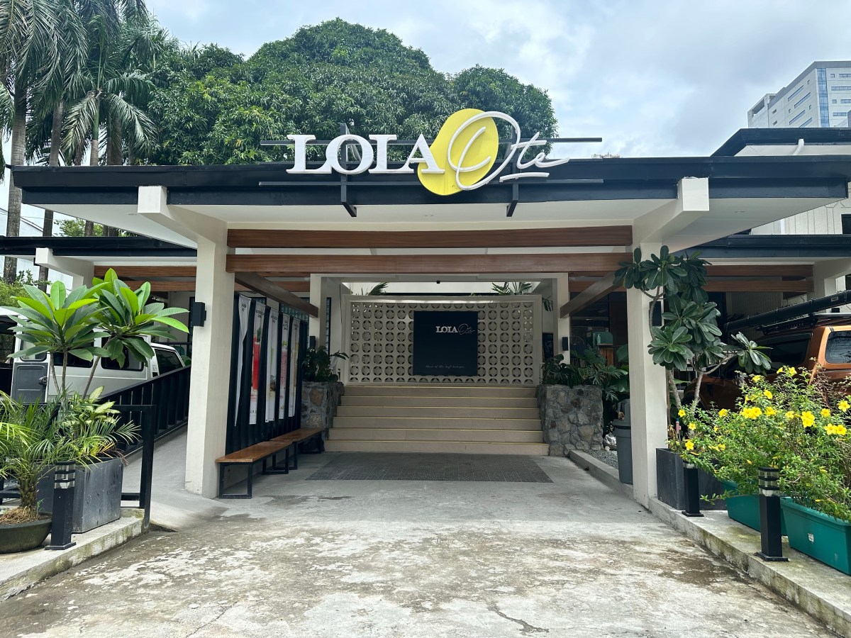 Pinoy-Style Barbecue at Lola Ote&nbsp;Restaurant