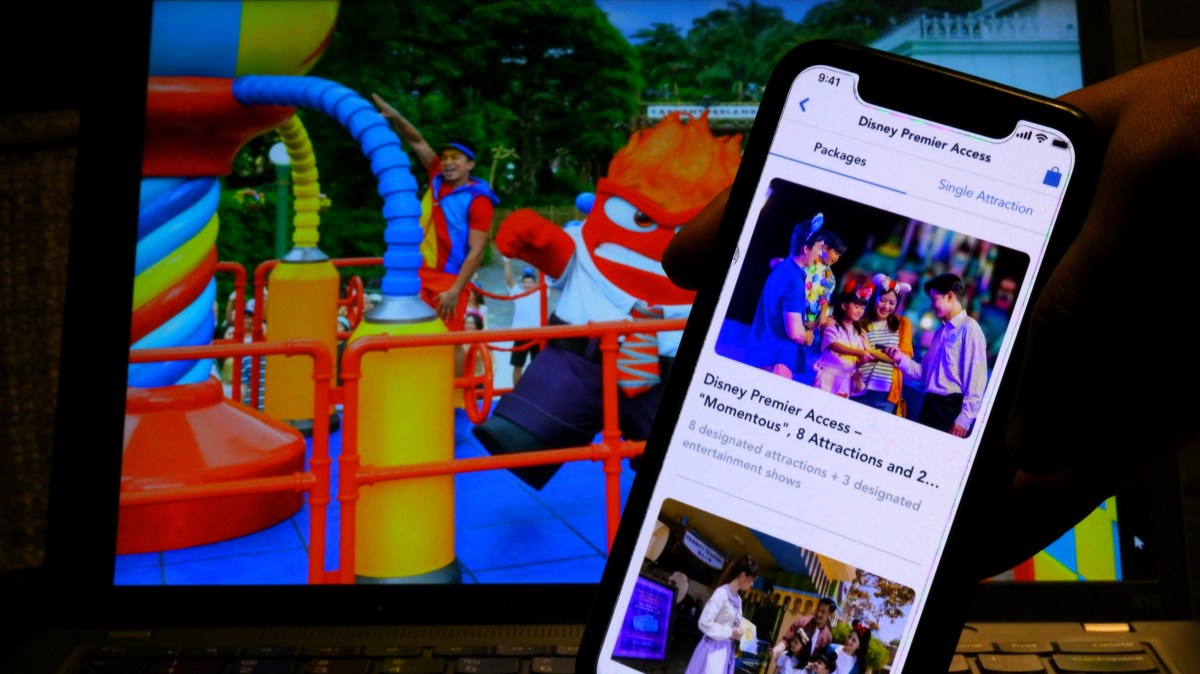 Take the Family to the Perfect Summer Vacation at Hong Kong Disneyland&nbsp;Resort