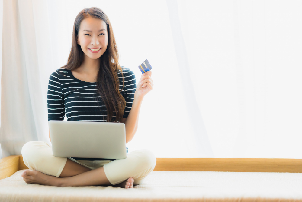Start building credit today: Credit cards for young&nbsp;adults